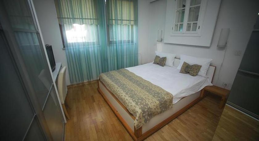Boutique Hotel Safir SJJ Buitenkant foto